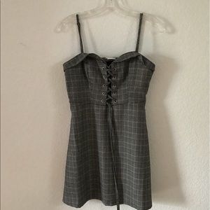 🎱 Urban Outfitters Lace-Up Dress